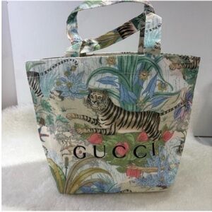 Gucci  Tiger Print shopping dust tote  bag